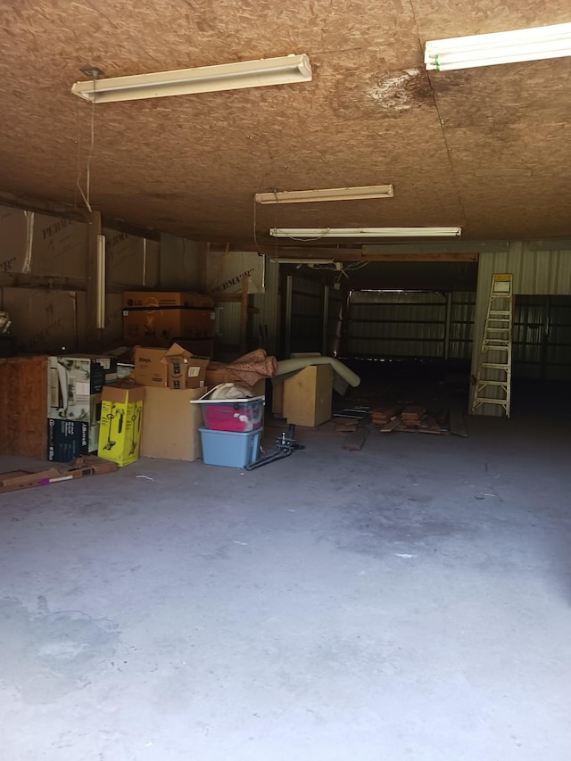 197 Stigall St, Camden, TN 38320 - view of garage