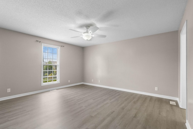 3728 Priest St, Clarksville, TN 37040 - photo 11