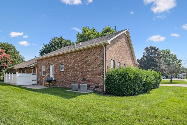 2414 Keegan Dr, Murfreesboro, TN 37130 - view of side of property with a yard and brick siding