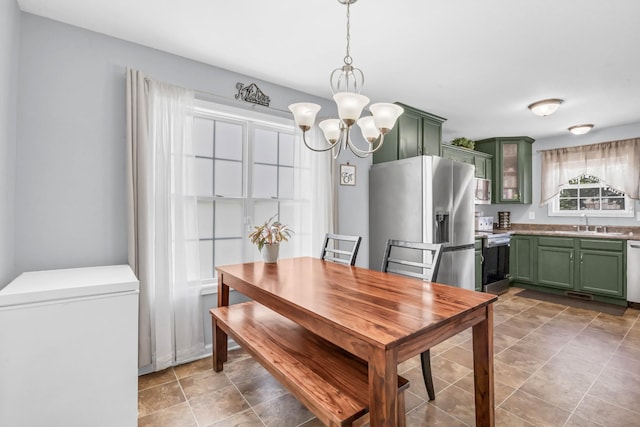 1338 Loren Cir, Clarksville, TN 37042 - dining area with a chandelier