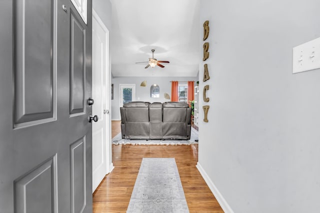 1338 Loren Cir, Clarksville, TN 37042 - foyer featuring wood finished floors and ceiling fan