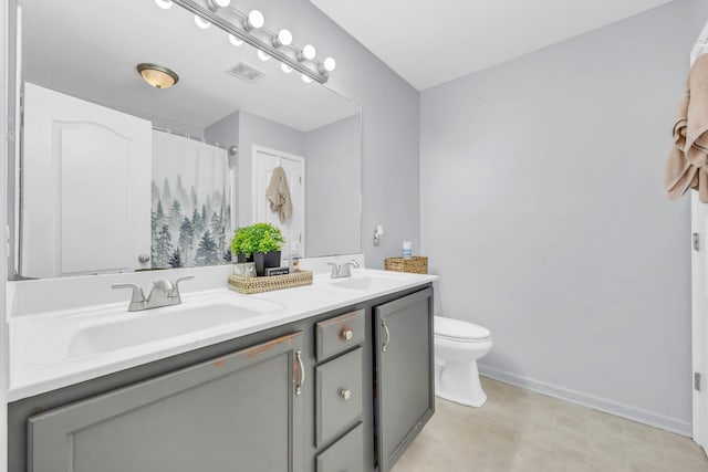 1338 Loren Cir, Clarksville, TN 37042 - full bathroom featuring double vanity and tile patterned floors