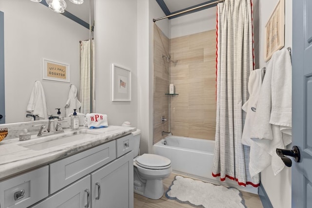 7318 Harlow Dr, College Grove, TN 37046 - bathroom featuring vanity, shower / bath combo with shower curtain, and ornamental molding