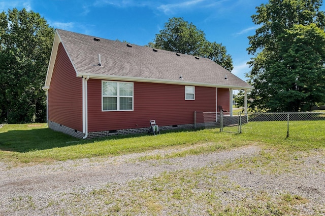 183 Caydras Way, Lafayette, TN 37083 - view of side of home featuring crawl space and a shingled roof