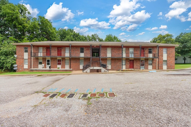 1002 Hillcrest Ave, Dyersburg, TN 38024 - photo 1
