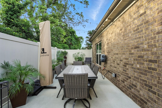 2135 Halfmoon Way, Murfreesboro, TN 37130 - fenced backyard with a patio area and outdoor dining space