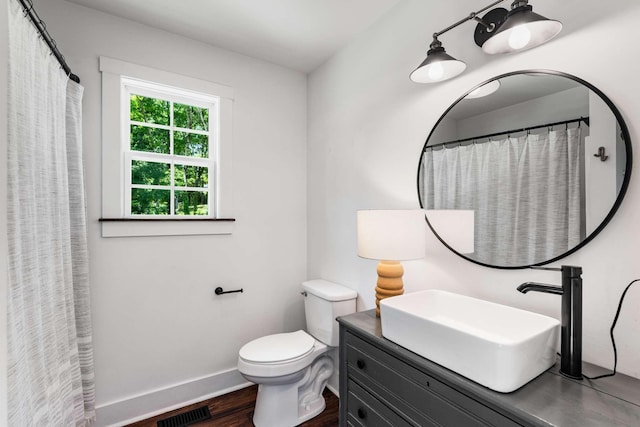 1418 Ridge Rd, Dickson, TN 37055 - bathroom with wood finished floors and vanity