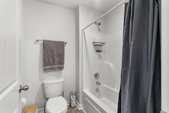 125 Stammer Farms Blvd, Chapel Hill, TN 37034 - full bath with baseboards and shower / tub combo with curtain
