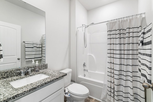125 Stammer Farms Blvd, Chapel Hill, TN 37034 - full bath with vanity and shower / bath combo with shower curtain