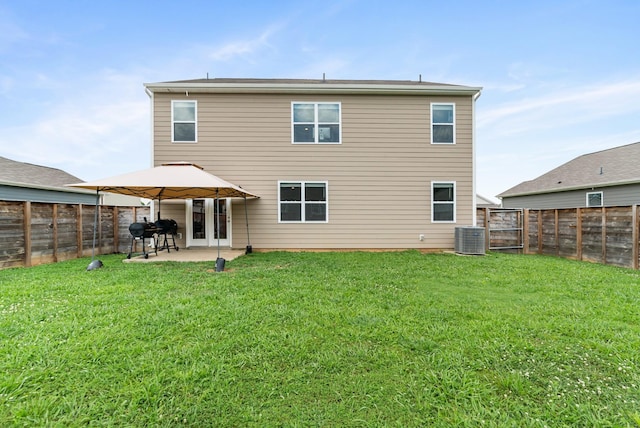125 Stammer Farms Blvd, Chapel Hill, TN 37034 - back of property featuring a patio area and a fenced backyard