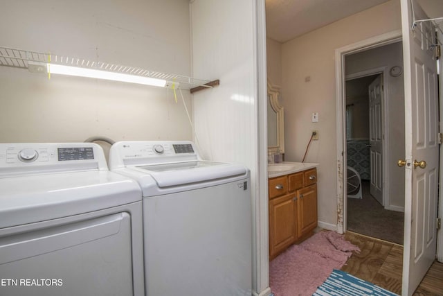 197 Wedgewood Ln, Spring City, TN 37381 - laundry area featuring washing machine and clothes dryer