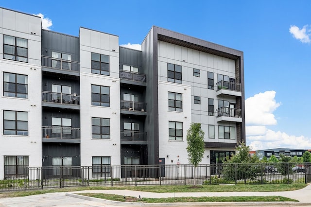 1677 54th Ave N Unit 201, Nashville, TN 37209 - photo 2