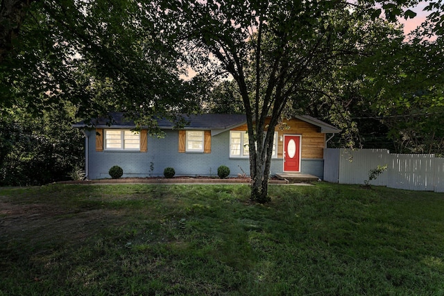 1401 Bearwallow Rd, Ashland City, TN 37015 - ranch-style house with brick siding
