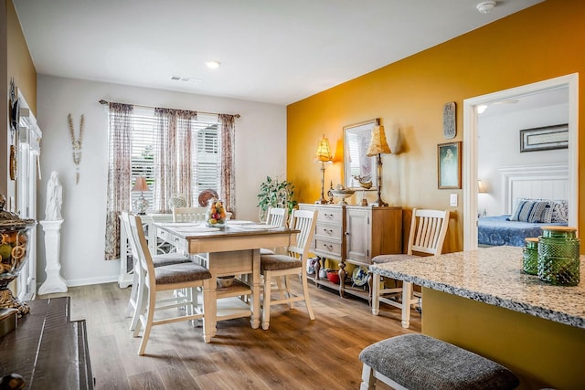 155 Nunally Dr, Baxter, TN 38544 - dining area featuring wood finished floors and recessed lighting