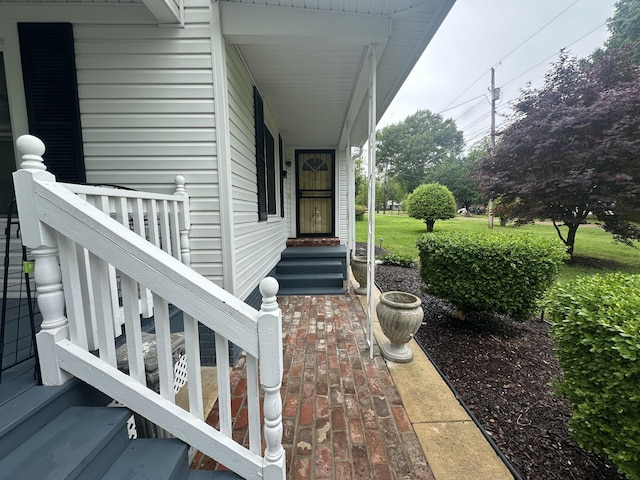 605 Neely St, Bolivar, TN 38008 - photo 5