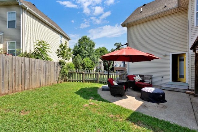 2105 Burgess Ln, Spring Hill, TN 37174 - fenced backyard with a patio