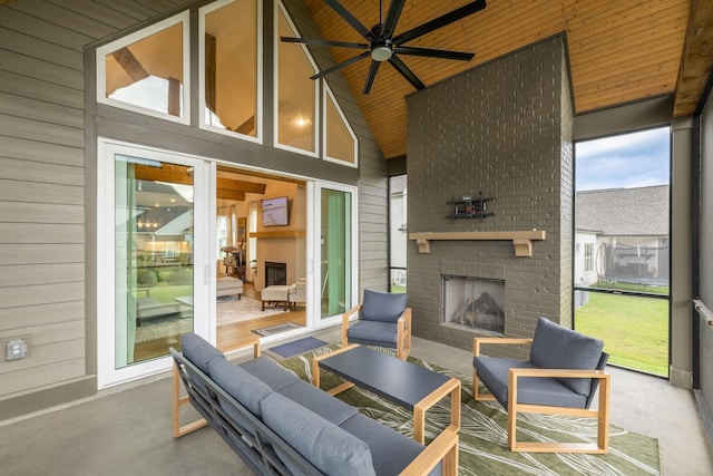 5831 Branta Dr, Franklin, TN 37064 - sunroom featuring vaulted ceiling