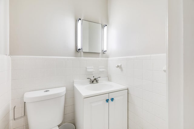 2010 Olympia Pl, Murfreesboro, TN 37130 - half bath with vanity, tile walls, and a wainscoted wall