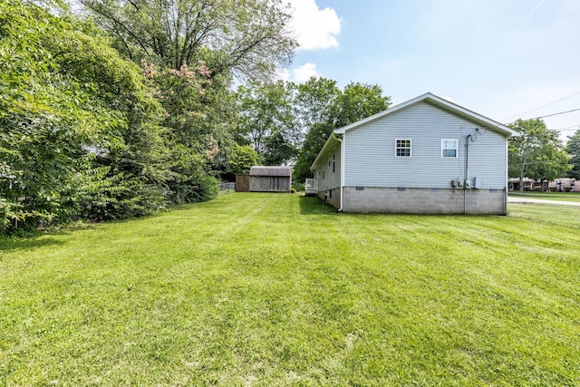 112 Ray Ave, Old Hickory, TN 37138 - view of grassy yard with a storage unit