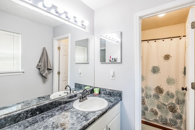 112 Ray Ave, Old Hickory, TN 37138 - full bath featuring vanity and a shower with curtain