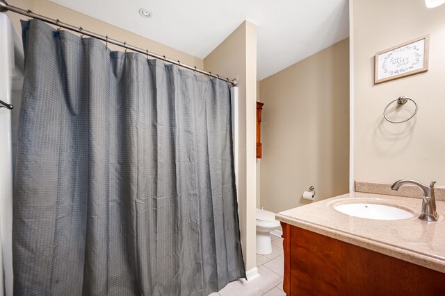 55 Parker Pt, Beechgrove, TN 37018 - full bathroom with tile patterned flooring, vanity, and a shower with curtain
