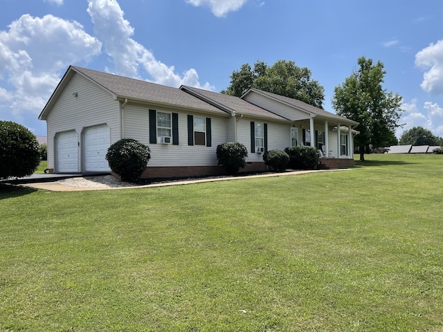 125 Monument Cir, Summertown, TN 38483 - ranch-style home with a front yard, an attached garage, roof with shingles, and crawl space