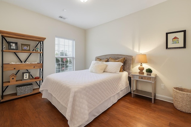 835 Meadowcrest Way, Lebanon, TN 37090 - bedroom featuring wood finished floors