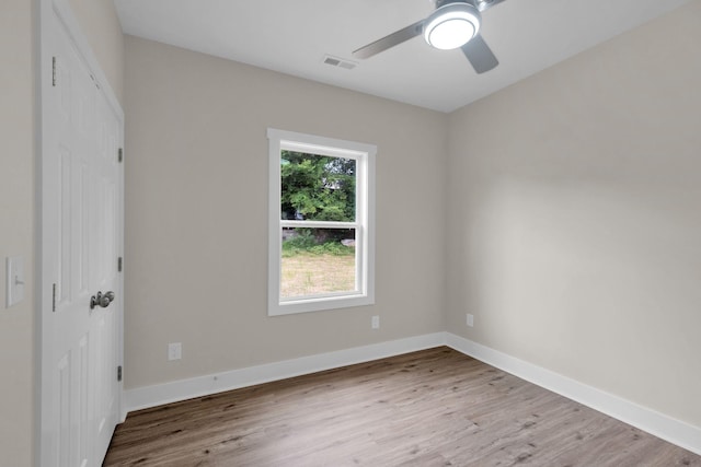1104 Bridge St, Columbia, TN 38401 - unfurnished room with wood finished floors and a ceiling fan