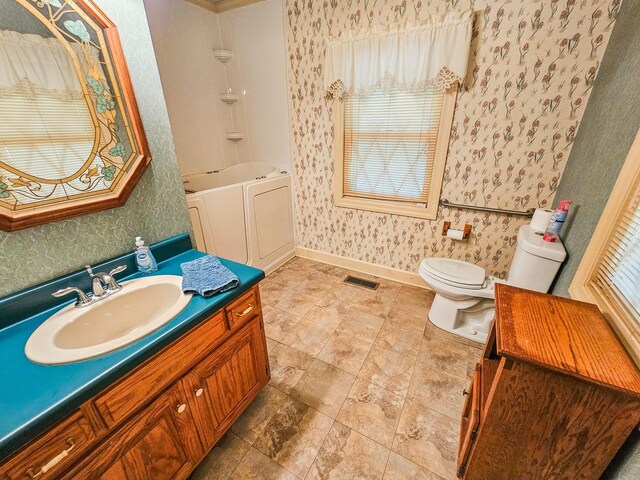 4623 Lebanon Rd, Murfreesboro, TN 37129 - bathroom featuring wallpapered walls, vanity, and bathing tub / shower combination