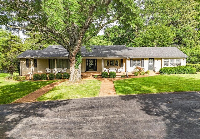 4623 Lebanon Rd, Murfreesboro, TN 37129 - ranch-style house featuring covered porch and a front yard