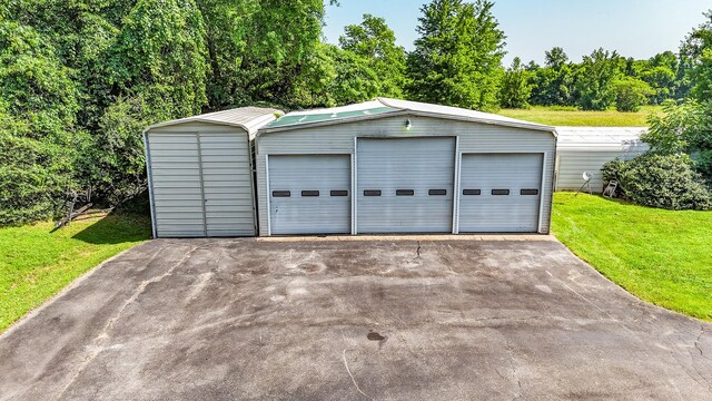 4623 Lebanon Rd, Murfreesboro, TN 37129 - view of detached garage
