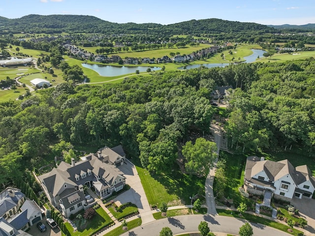 8817 Drosera Cir, College Grove, TN 37046
