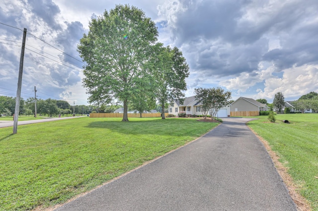 212 Towbridge Dr, Murfreesboro, TN 37129 - view of front of home with driveway