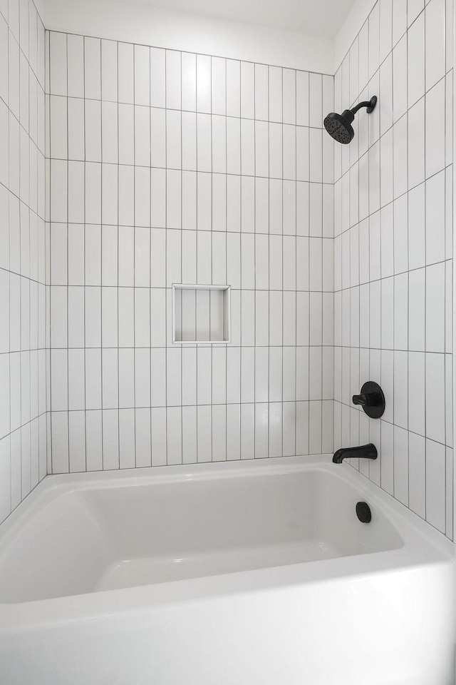 1905 Highland Ave, Columbia, TN 38401 - view of full bathroom