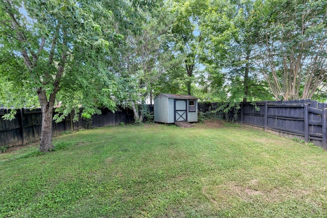 2910 Churchill Ln, Thompsons Station, TN 37179 - fenced backyard with a storage unit