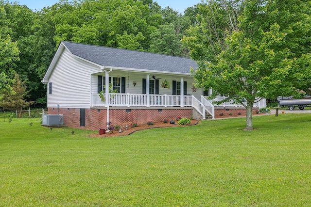 1550 Beech Bottom Rd, Watertown, TN 37184 - single story home featuring crawl space, a porch, and a front lawn