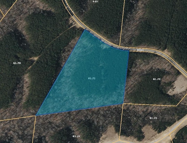 7468 Old Hohenwald Rd, Linden, TN 37096