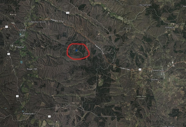 7468 Old Hohenwald Rd, Linden, TN 37096