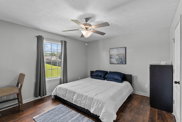 1620 Baucom Dr, Columbia, TN 38401 - bedroom featuring wood-type flooring, a textured ceiling, and ceiling fan