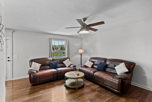 1620 Baucom Dr, Columbia, TN 38401 - living area with a ceiling fan, wood finished floors, and a textured ceiling