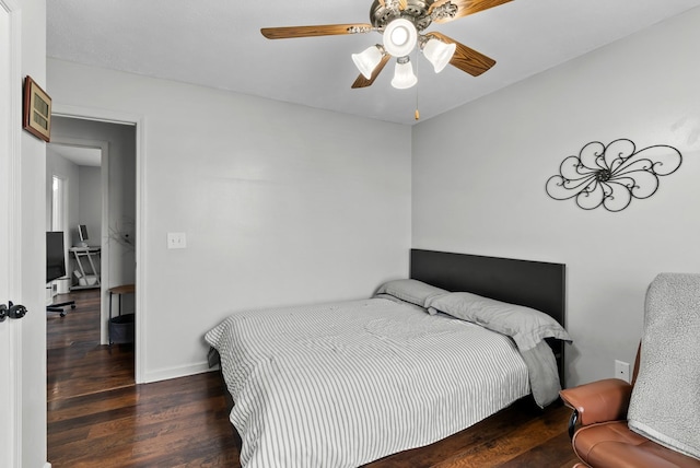1620 Baucom Dr, Columbia, TN 38401 - bedroom featuring wood finished floors and a ceiling fan