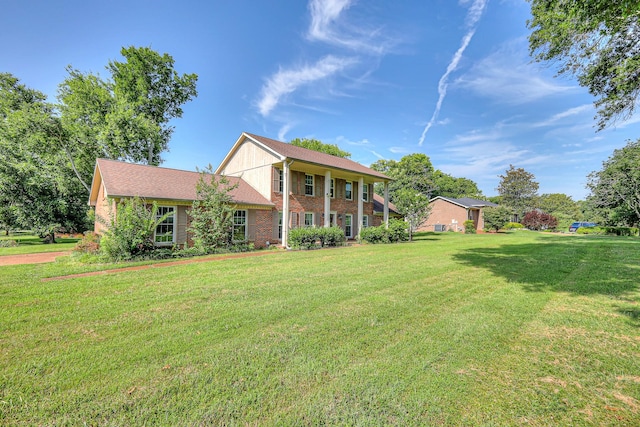 2010 Hartland Rd, Franklin, TN 37069 - view of front of property featuring a front lawn and brick siding