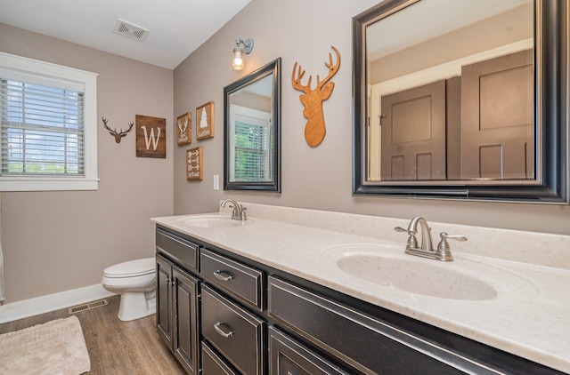 398 Beasleys Bend Rd, Lebanon, TN 37087 - full bath with wood finished floors and double vanity
