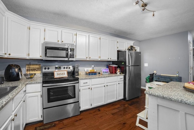 1255 Washington St, Sparta, TN 38583 - photo 5