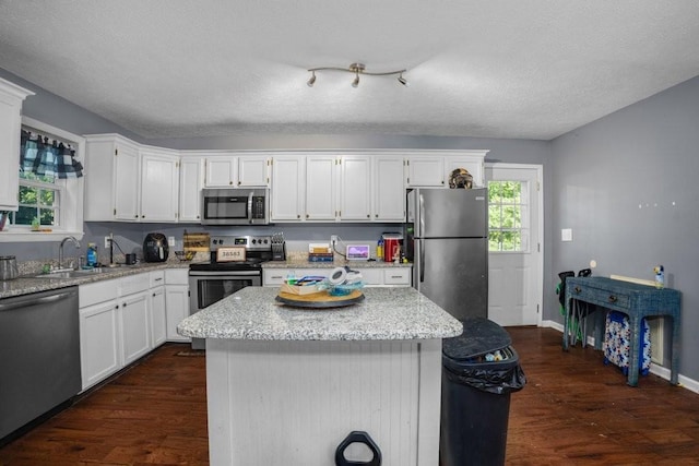 1255 Washington St, Sparta, TN 38583 - photo 6