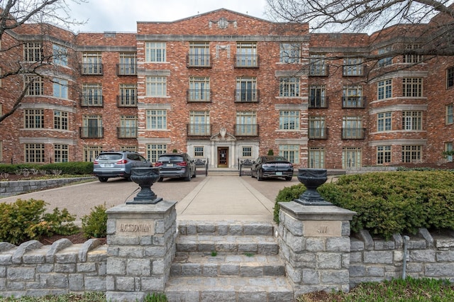 4000 W End Ave Unit 101, Nashville, TN 37205 - photo 1