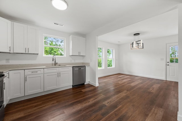 706 Mars St, Murfreesboro, TN 37130 - kitchen with dishwasher, dark wood-style flooring, and healthy amount of natural light