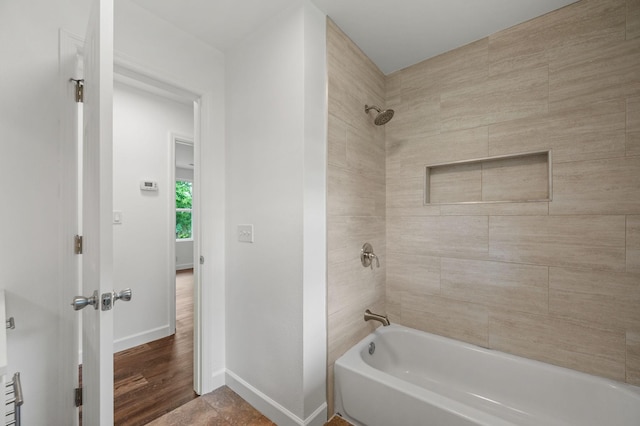 706 Mars St, Murfreesboro, TN 37130 - full bath with washtub / shower combination and baseboards