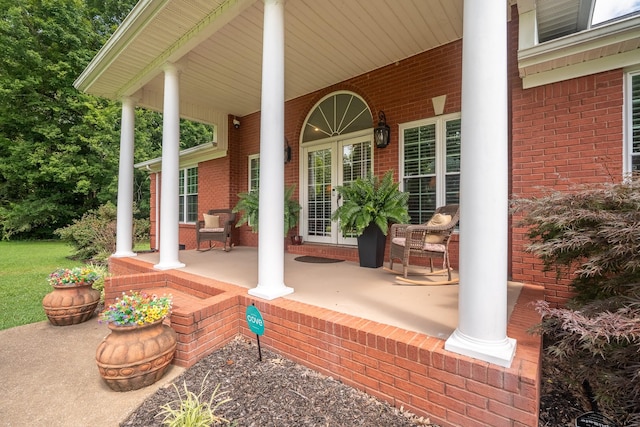 130 Fairway Cir, Loretto, TN 38469 - view of covered porch