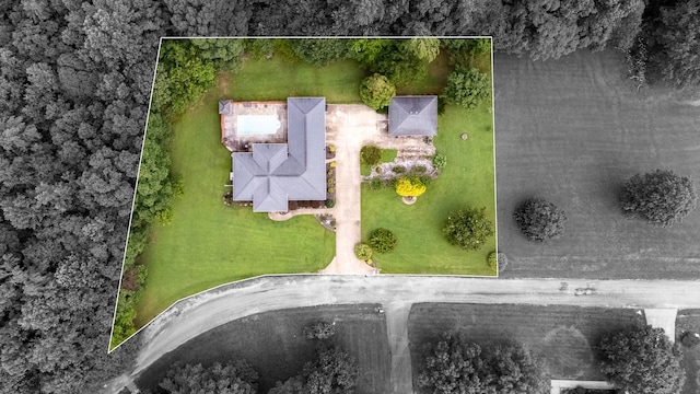 130 Fairway Cir, Loretto, TN 38469 - aerial view of property's location with property boundaries highlighted